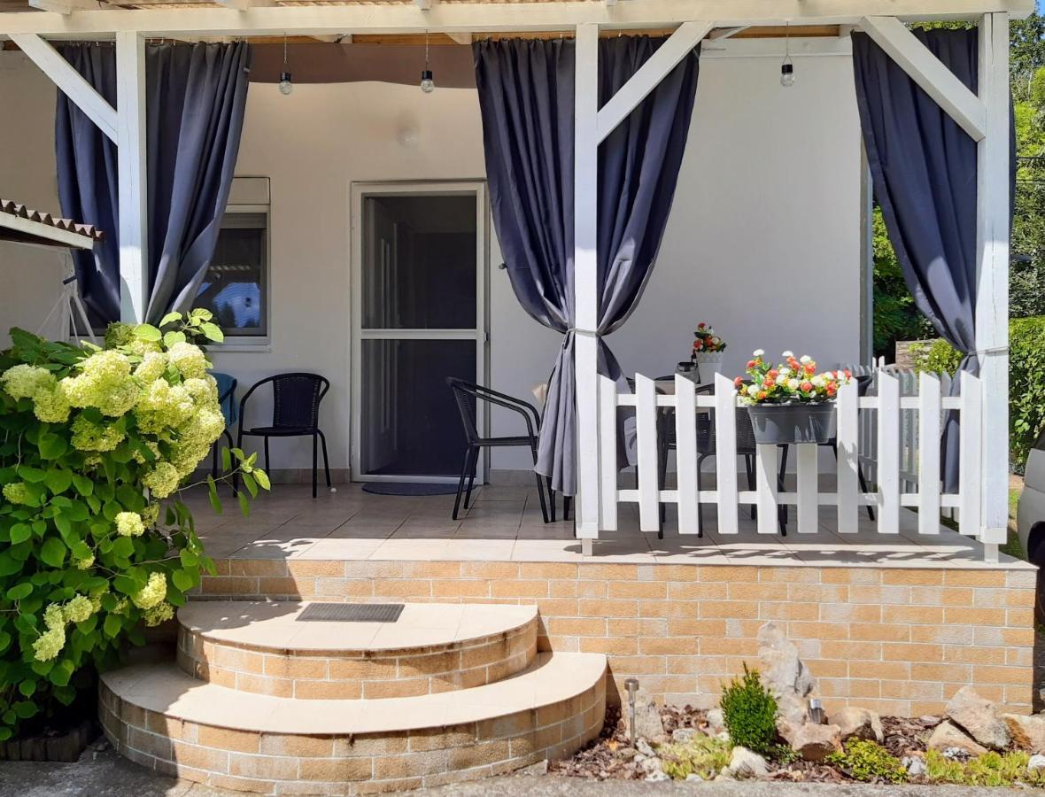 Holiday Home Balatonszarszo Exterior foto